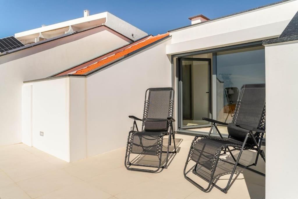 Beach, Ocean View & Bright House Ericeira Exterior photo
