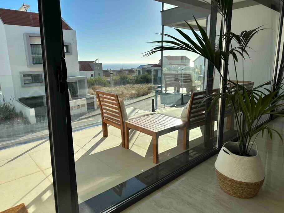Beach, Ocean View & Bright House Ericeira Exterior photo